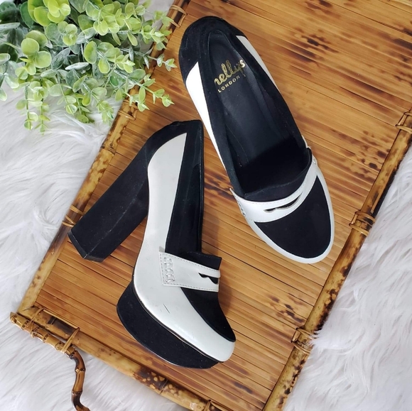 Shellys  London - Picture 9 of 13